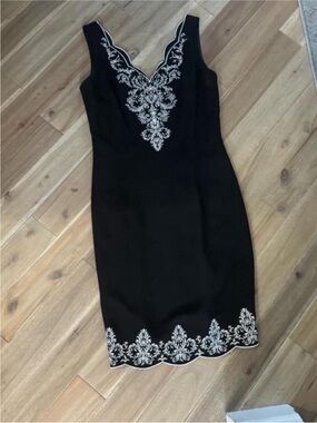Tuckernuck dress size 6
